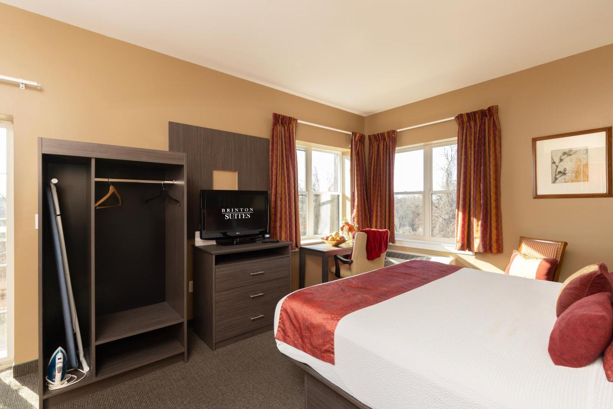 Brinton Suites Вест-Честер Екстер'єр фото