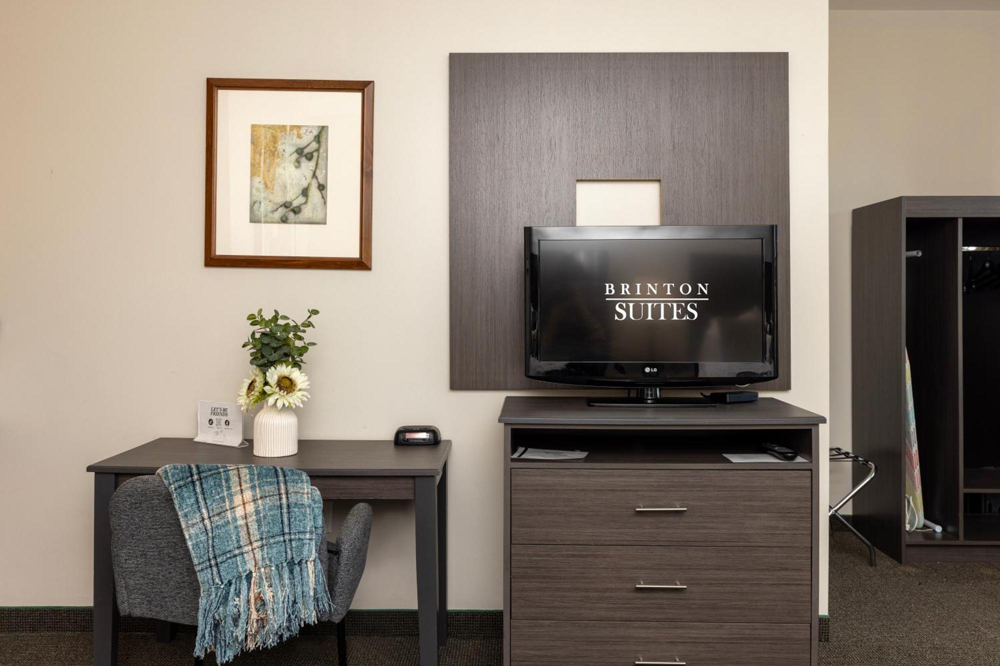 Brinton Suites Вест-Честер Екстер'єр фото