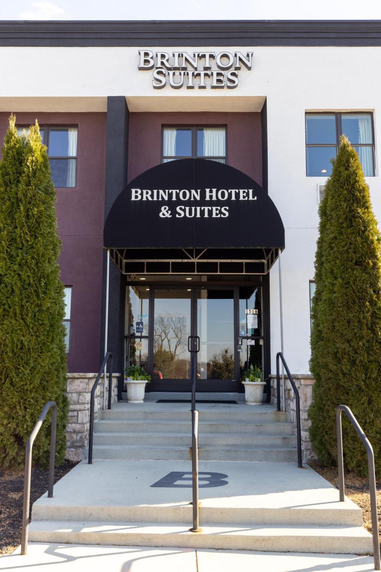 Brinton Suites Вест-Честер Екстер'єр фото